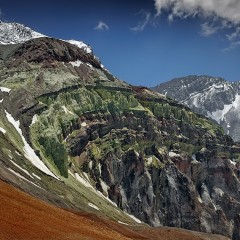 Detalles de una cumbre